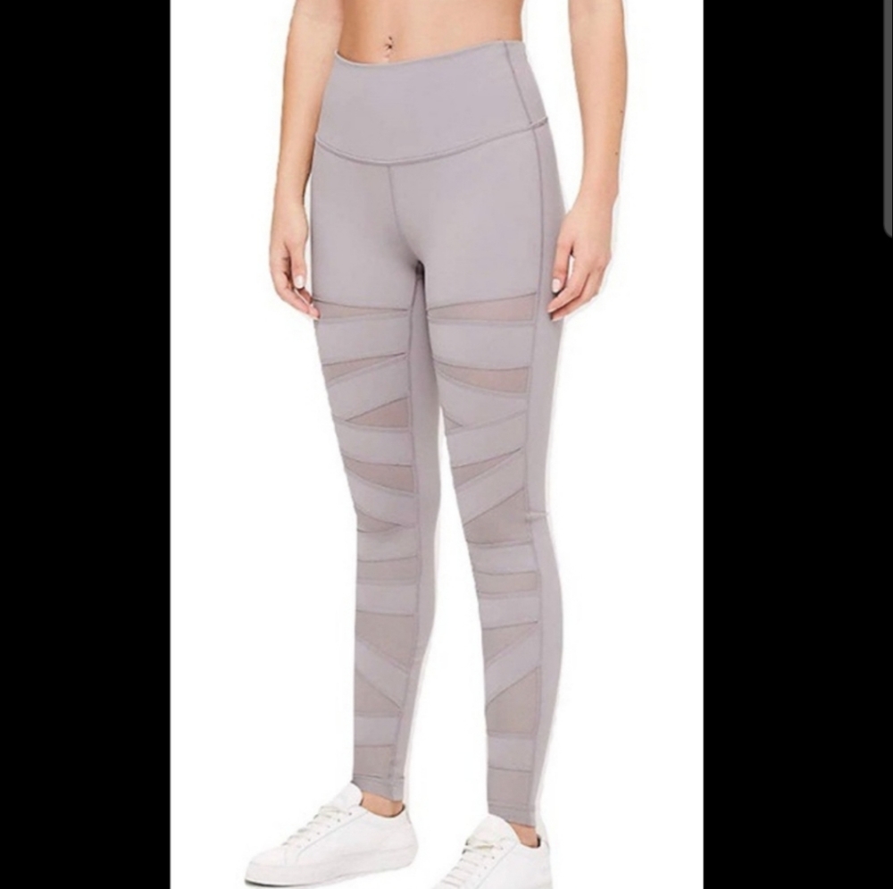 Wunder Under Tight 28" Mesh
